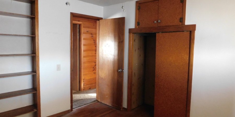 2911 Washington Avenue, Bedford, Indiana 47421-5403,MLS,202602489