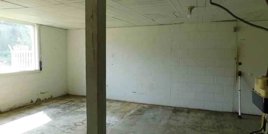 2911 Washington Avenue, Bedford, Indiana 47421-5403,MLS,202602489