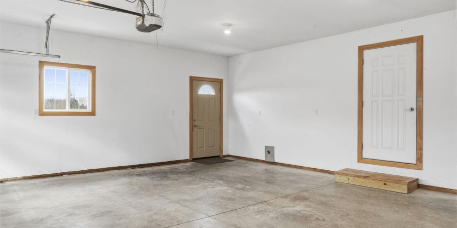 14722 W State Road 54, Linton, Indiana 47441,MLS,202605579