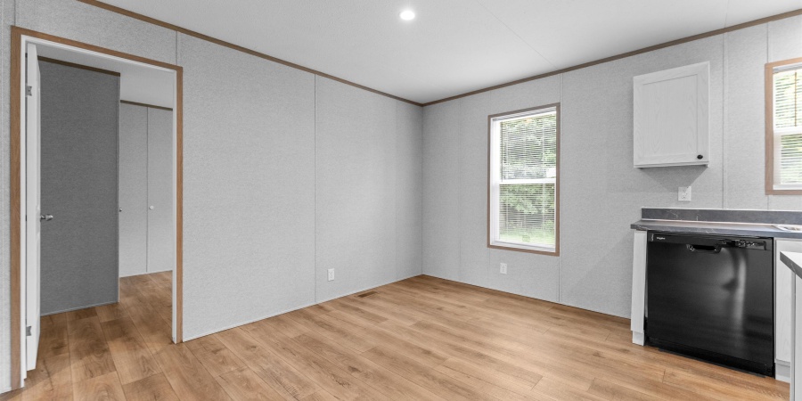 2177 N 4th Street, Seelyville, Indiana 47803,MLS,202605585