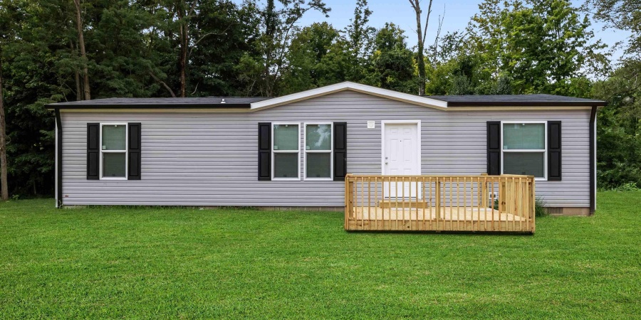 2177 N 4th Street, Seelyville, Indiana 47803,MLS,202605585