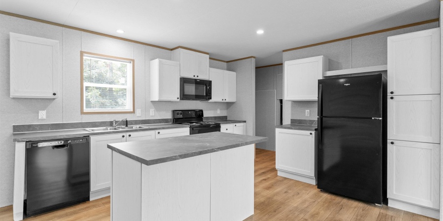 2177 N 4th Street, Seelyville, Indiana 47803,MLS,202605585