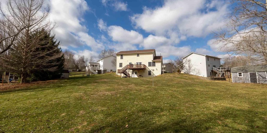 1203 W Dove Circle, Bloomington, Indiana 47403,MLS,202605593