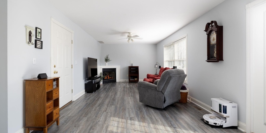 1203 W Dove Circle, Bloomington, Indiana 47403,MLS,202605593