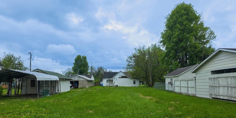 409 NW J Street, Linton, Indiana 47441,MLS,202605717