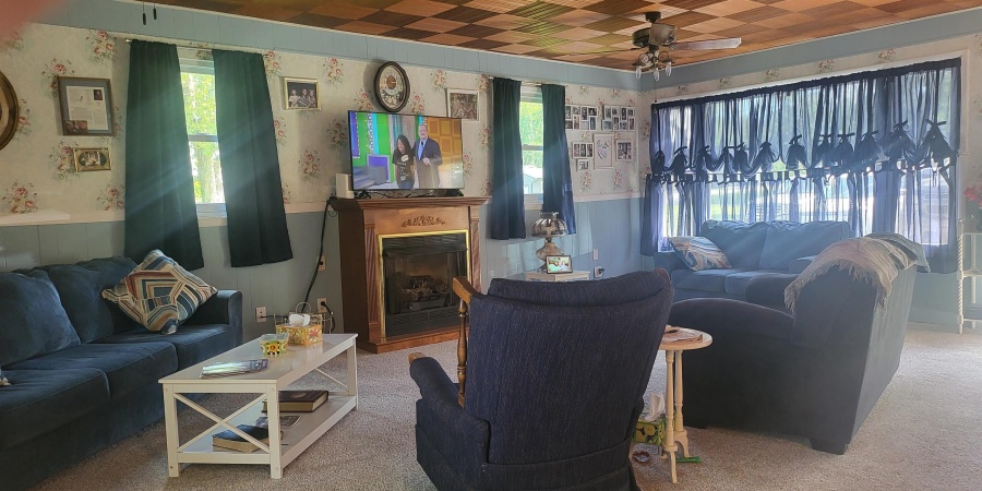 1949 Sunny Acres Dr Drive, Bedford, Indiana 47421,MLS,202605627