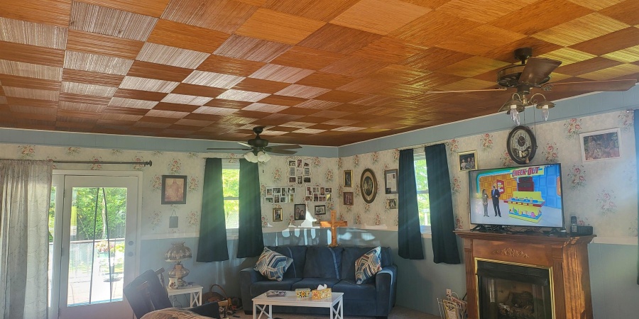 1949 Sunny Acres Dr Drive, Bedford, Indiana 47421,MLS,202605627