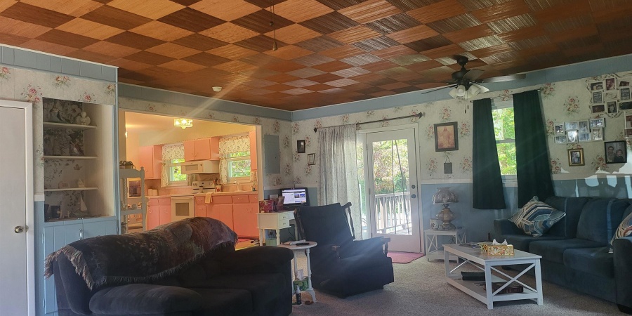 1949 Sunny Acres Dr Drive, Bedford, Indiana 47421,MLS,202605627