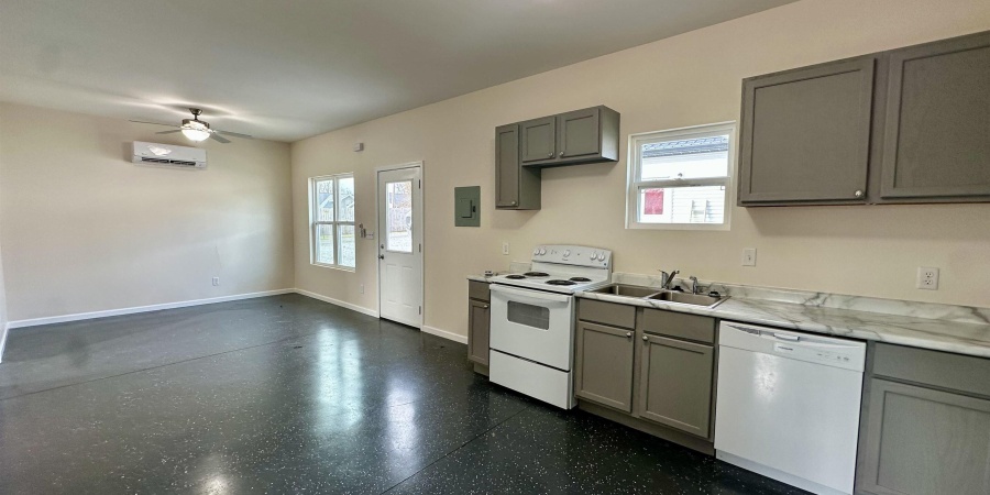 506 18th Street, Bedford, Indiana 47421,MLS,202605795