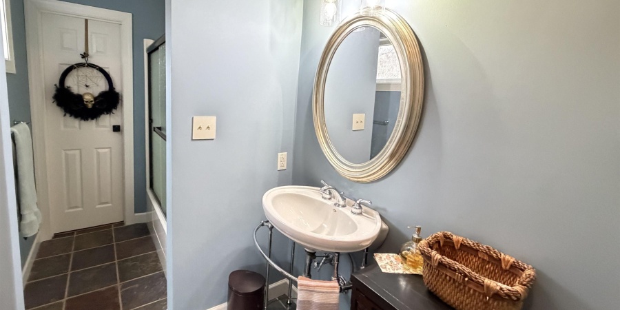 2812 W Fawkesway Drive, Bloomington, Indiana 47404-1211,MLS,202605835