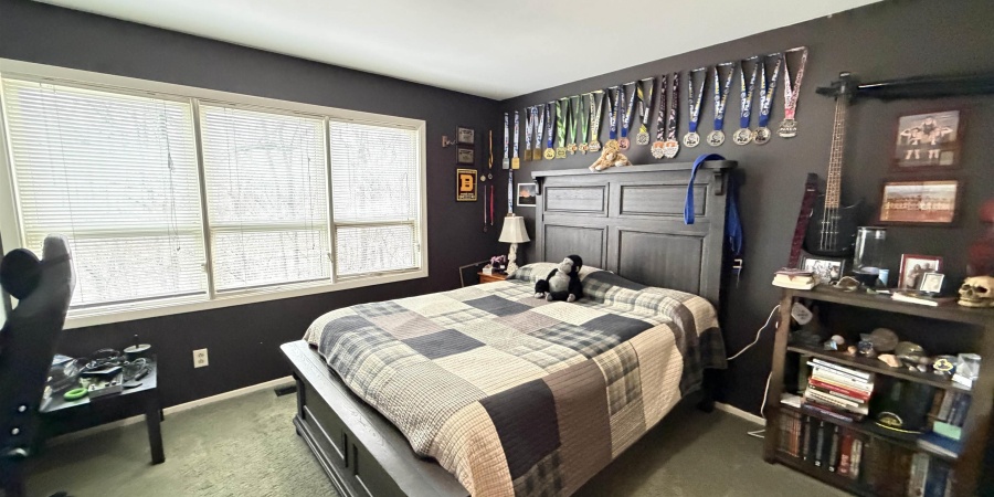 2812 W Fawkesway Drive, Bloomington, Indiana 47404-1211,MLS,202605835