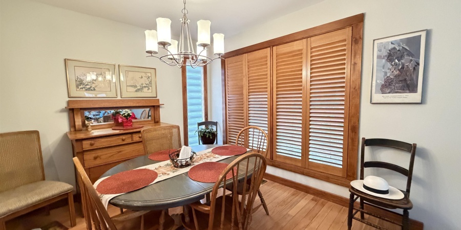 2812 W Fawkesway Drive, Bloomington, Indiana 47404-1211,MLS,202605835