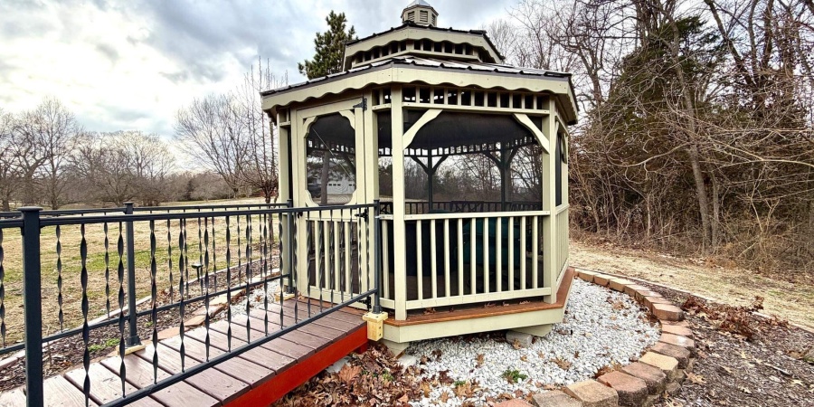 577 Sunny Acres Drive, Bedford, Indiana 47421,MLS,202605882