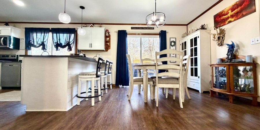 577 Sunny Acres Drive, Bedford, Indiana 47421,MLS,202605882