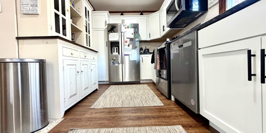 577 Sunny Acres Drive, Bedford, Indiana 47421,MLS,202605882