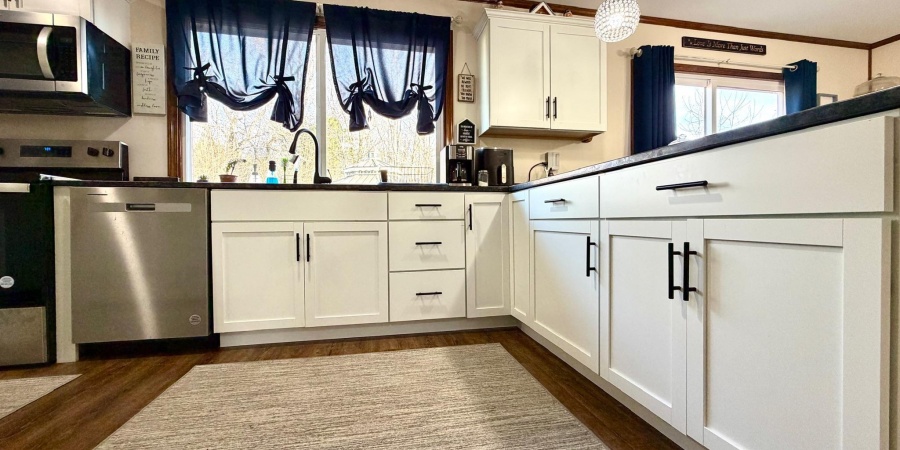 577 Sunny Acres Drive, Bedford, Indiana 47421,MLS,202605882