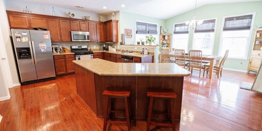 5352 W Cobblestone Street, Bloomington, Indiana 47403-8204,MLS,202605886