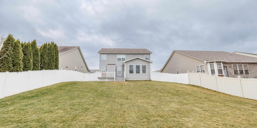 5352 W Cobblestone Street, Bloomington, Indiana 47403-8204,MLS,202605886