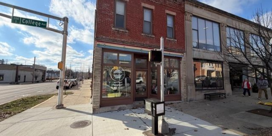 122 S College Avenue, Bloomington, Indiana 47401,MLS,202605962