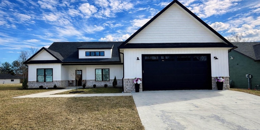 917 S Lantern Lane, Ellettsville, Indiana 47429,MLS,202605988