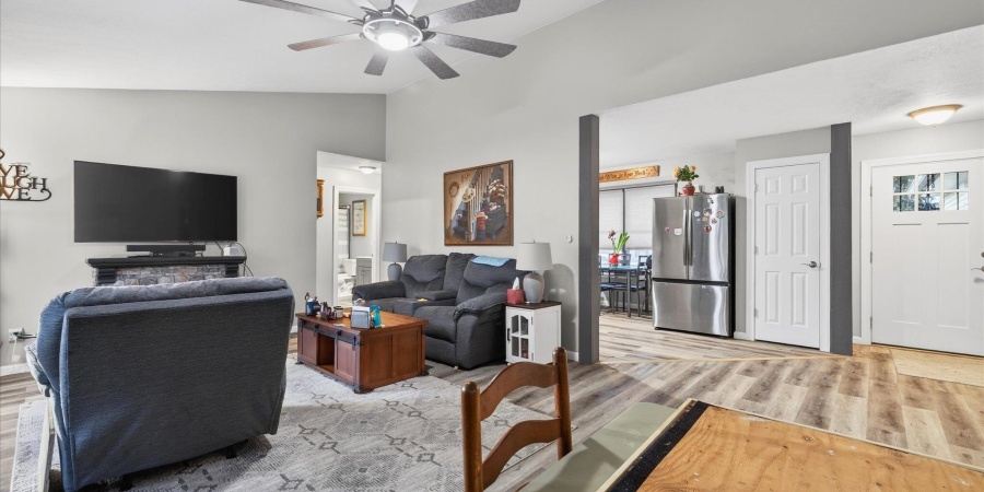 537 S Birch Street, Ellettsville, Indiana 47429,MLS,202606014