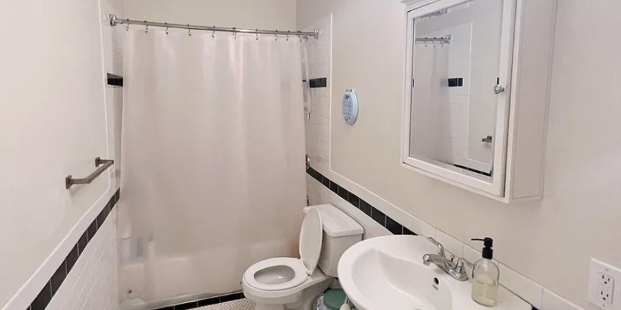 213 N Walnut Street, Bloomington, Indiana 47404-4947,MLS,202606150