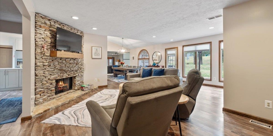 4365 N Maple Grove Road, Bloomington, Indiana 47404-9241,MLS,202606097