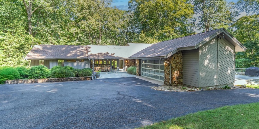 5455 E James Road, Bloomington, Indiana 47408,MLS,202606108