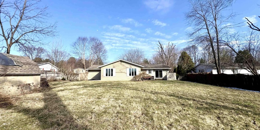 4225 N Brookwood Drive, Bloomington, Indiana 47404,MLS,202606169