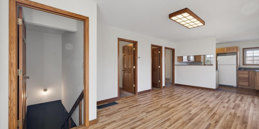 8923 E Sassafras Road, Bloomfield, Indiana 47424-5758,MLS,202606221