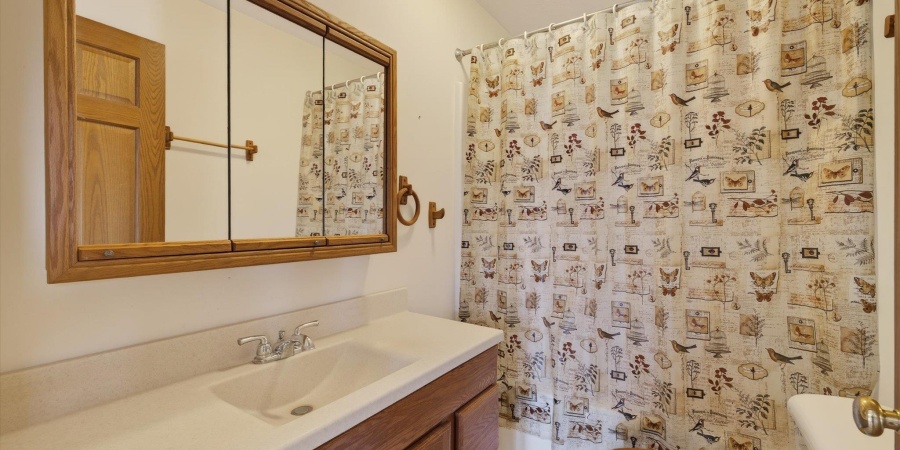 8923 E Sassafras Road, Bloomfield, Indiana 47424-5758,MLS,202606221