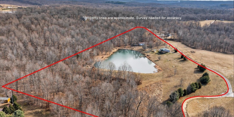 8923 E Sassafras Road, Bloomfield, Indiana 47424-5758,MLS,202606221