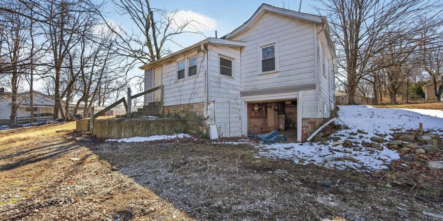 1530 W Arlington Road, Bloomington, Indiana 47404,MLS,202606230