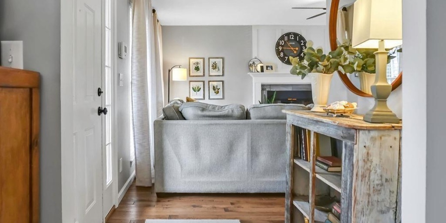 720 W Whitethorn Place, Bloomington, Indiana 47403-4380,MLS,202606304