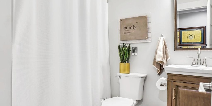 720 W Whitethorn Place, Bloomington, Indiana 47403-4380,MLS,202606304