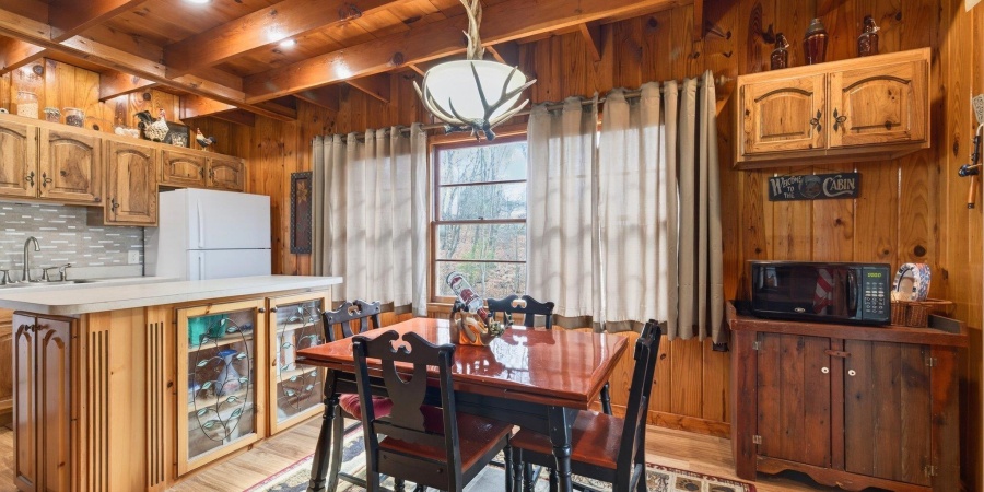 8055 N Lakewood Drive, Unionville, Indiana 47468,MLS,202606322