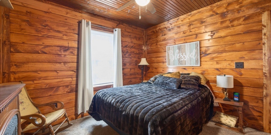 8055 N Lakewood Drive, Unionville, Indiana 47468,MLS,202606322