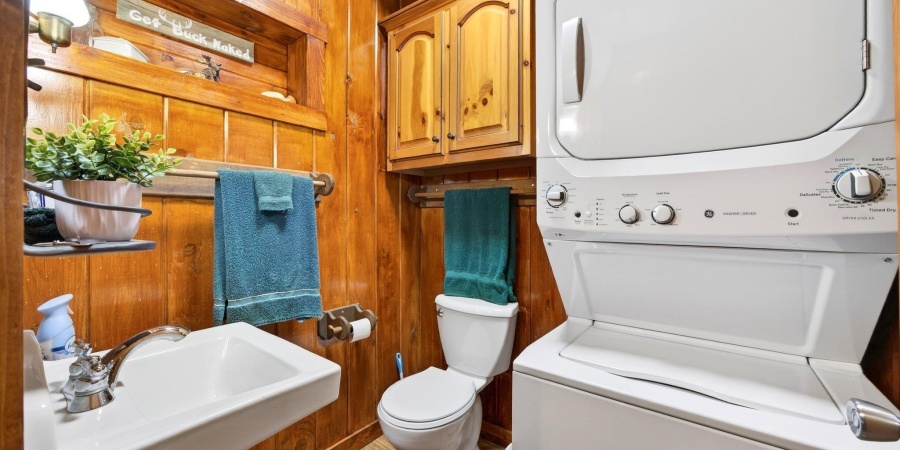 8055 N Lakewood Drive, Unionville, Indiana 47468,MLS,202606322