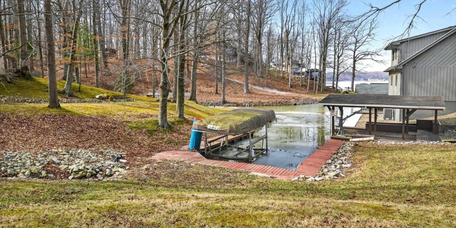 8055 N Lakewood Drive, Unionville, Indiana 47468,MLS,202606322