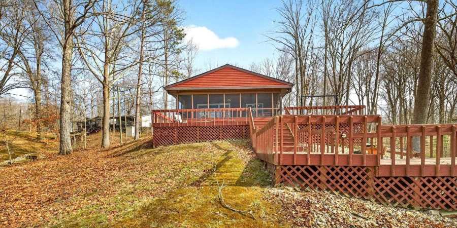 8055 N Lakewood Drive, Unionville, Indiana 47468,MLS,202606322