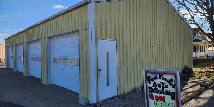 1320 W Main Street, Mitchell, Indiana 47446,MLS,202606413