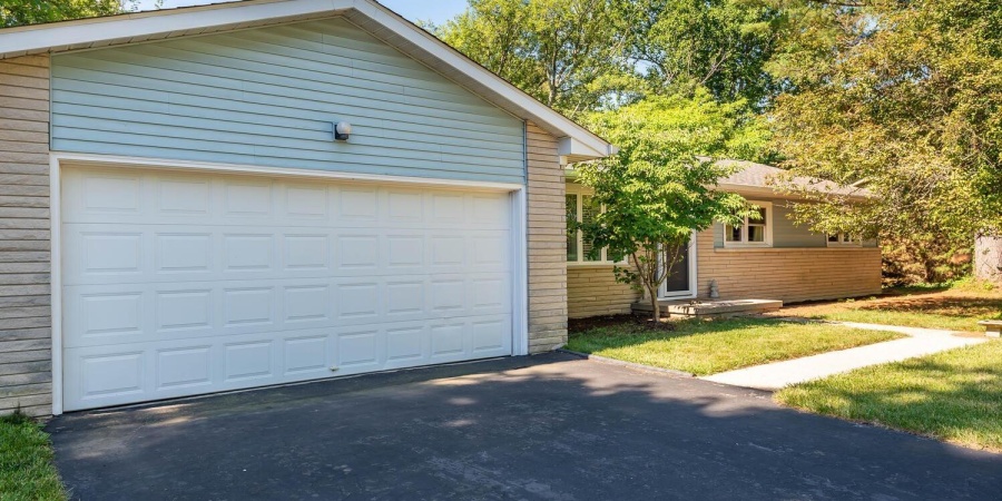 1708 E Windsor Drive, Bloomington, Indiana 47401,MLS,202606442