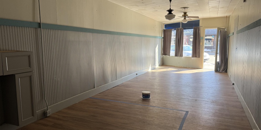 615 W Main Street, Mitchell, Indiana 47446,MLS,202606454