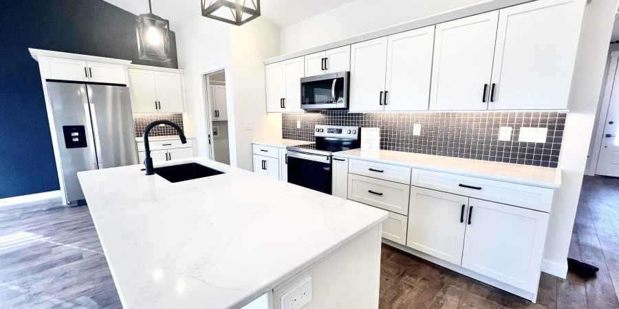 2108 Aruba Drive, Bedford, Indiana 47421,MLS,202606463