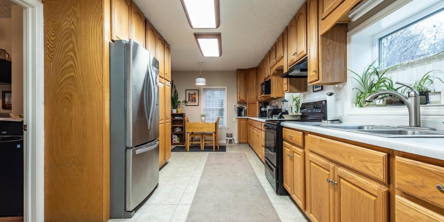 1300 E Hillside Drive, Bloomington, Indiana 47401,MLS,202606475