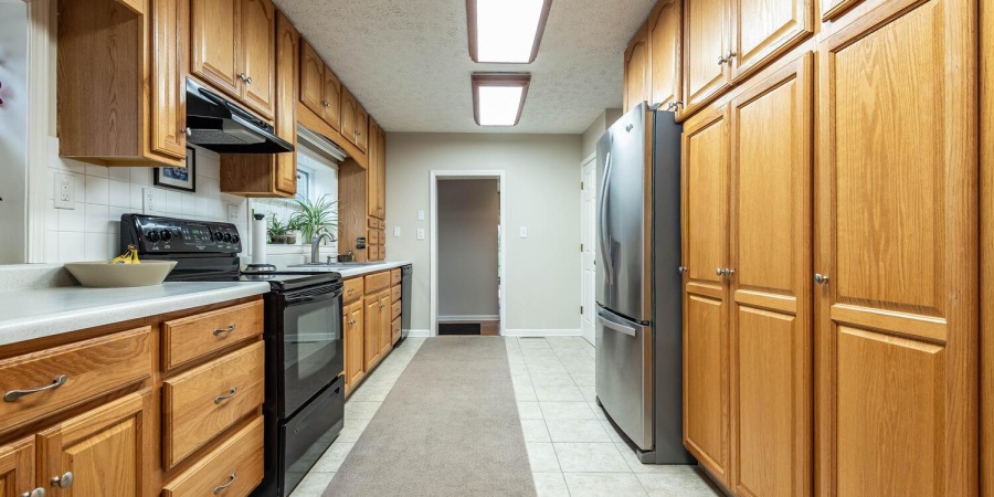 1300 E Hillside Drive, Bloomington, Indiana 47401,MLS,202606475