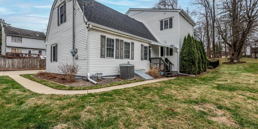 1300 E Hillside Drive, Bloomington, Indiana 47401,MLS,202606475