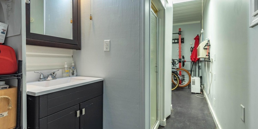 1300 E Hillside Drive, Bloomington, Indiana 47401,MLS,202606475