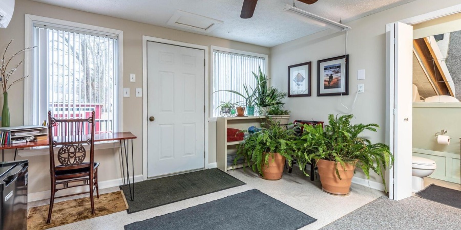 1300 E Hillside Drive, Bloomington, Indiana 47401,MLS,202606475