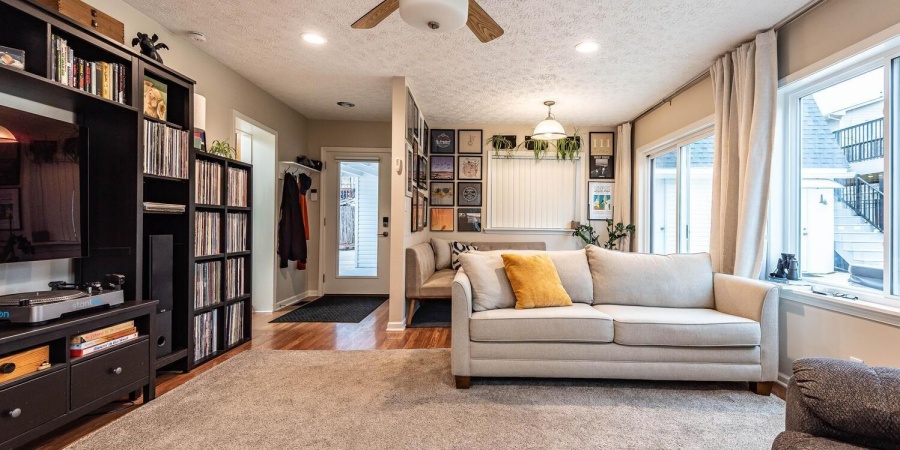 1300 E Hillside Drive, Bloomington, Indiana 47401,MLS,202606475